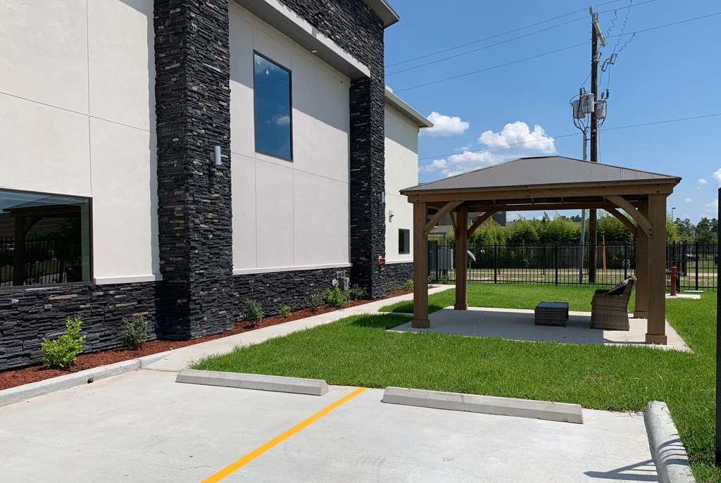 Super 8 By Wyndham Kingwood Houston North Hotel Porter Bagian luar foto